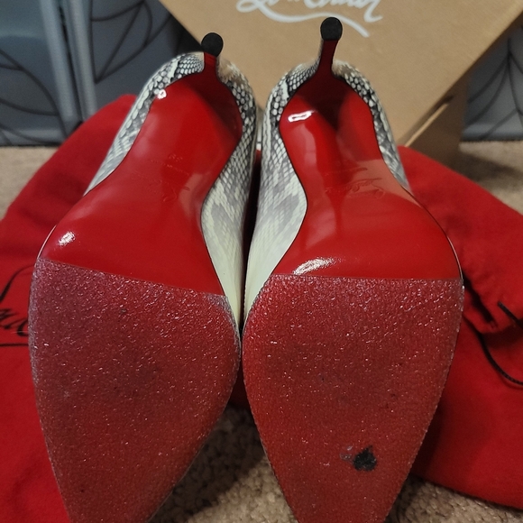 SPECIAL PRICE! 4 ONLY 2 DAYS! Authentic Christian Louboutin's Size 39/8 US - Picture 9 of 15